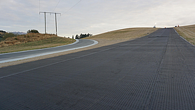 La griglia di rinforzo HaTelit XP rinforza la superficie dell'asfalto