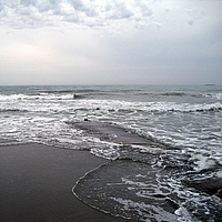 Geosintetici per la protezione costiera sulla spiaggia