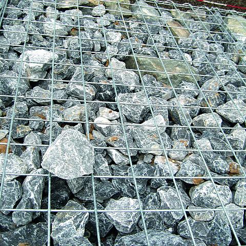 Riempimento in pietra stabile alla pressione e resistente al gelo - Componenti per gabbioni - Prodotti Huesker