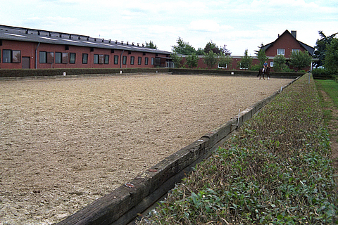 Arena di equitazione rinforzata con strato di separazione Lubratec