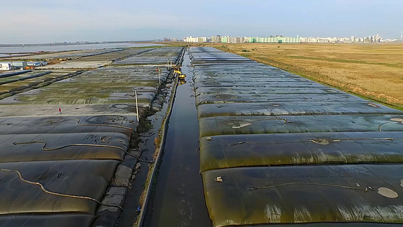 Riempimento dei fanghi adattabile con i tubi di drenaggio SoilTain Quantità di riempimento flessibile con tubi di drenaggio SoilTain