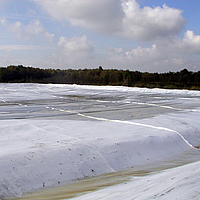 Ampia superficie coperta con il geocomposito Basetrac® Duo