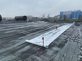 Posa del geotessile tessuto Stabilenka nell'area di stoccaggio di Steelwind