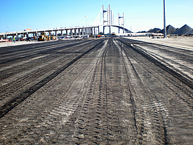 Strada di costruzione con geosintetici di rinforzo per la stabilizzazione del fondo della rete stradale di Jacksonville